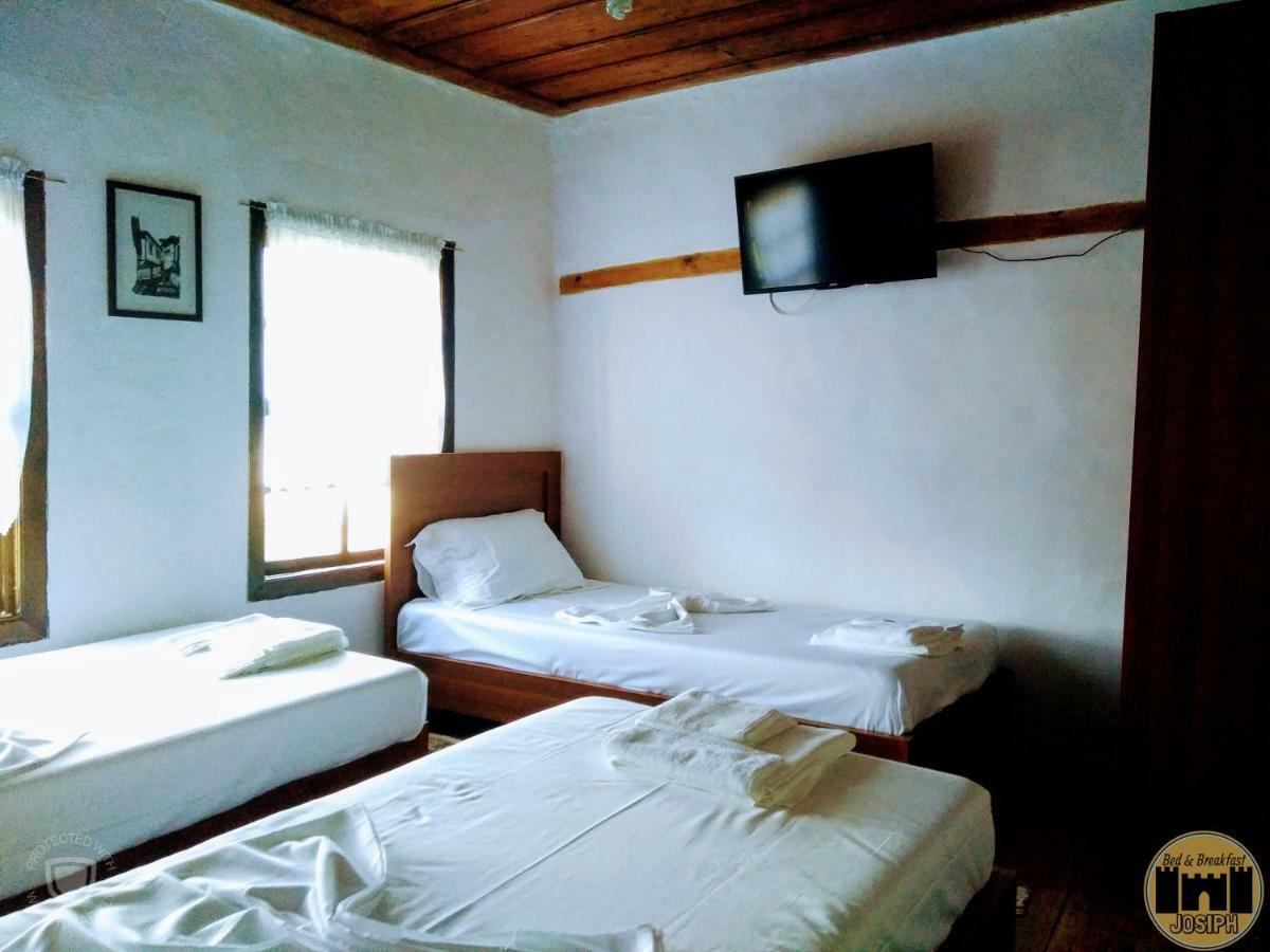 Bed & Breakfast Josiph Берат Екстер'єр фото
